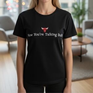 Women's Chicago Bulls tshirt